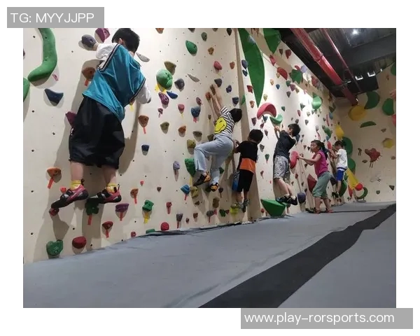 西安滑板队在运动攀岩联赛中的耐力表现分析与点评