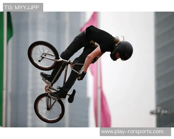 实时新闻上海极限运动队在世界街舞大赛中的辉煌突破与成长之路